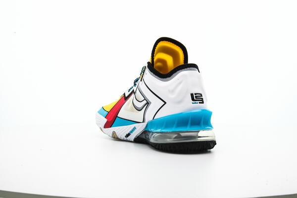 Nike LEBRON XVIII LOW | CV7562-104 | AFEW STORE